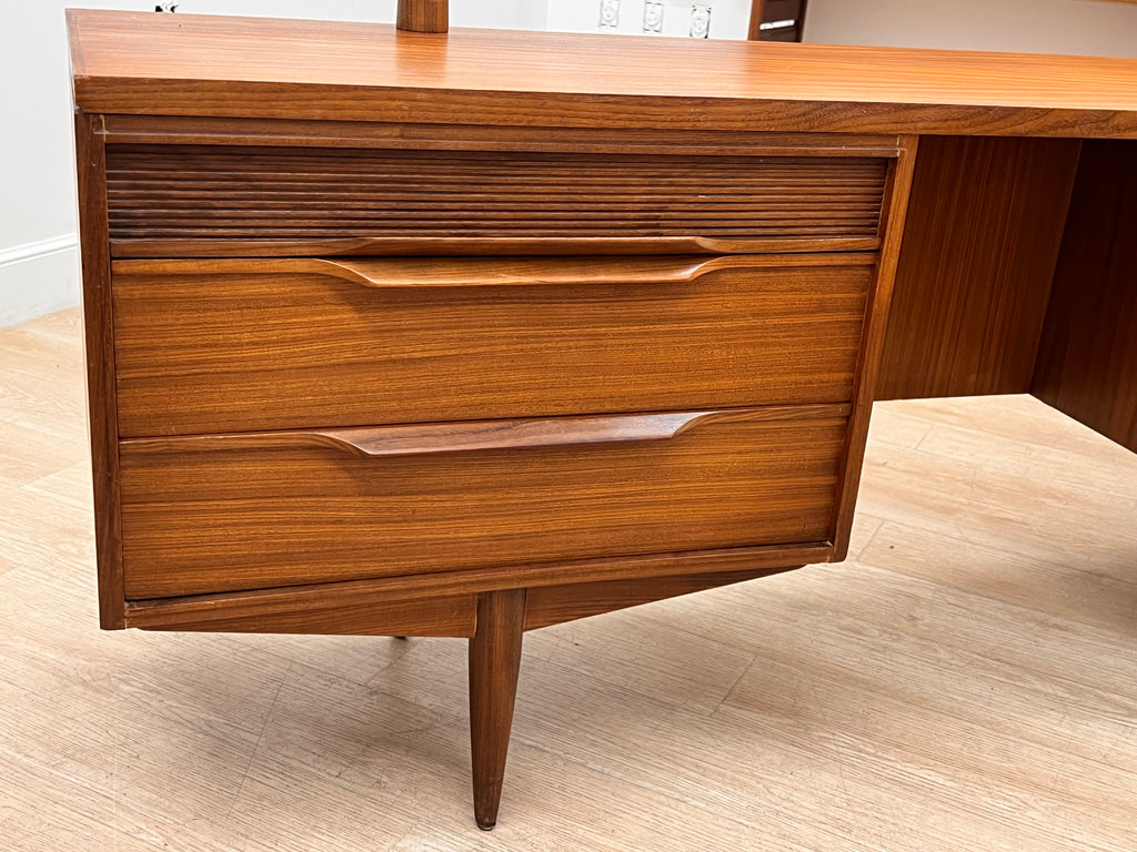Vanity by White and Newton