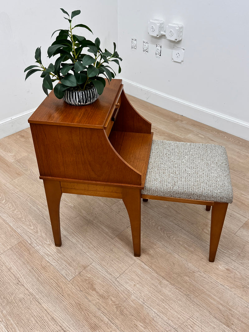 Telephone Entryway Bench by Chippy Heath