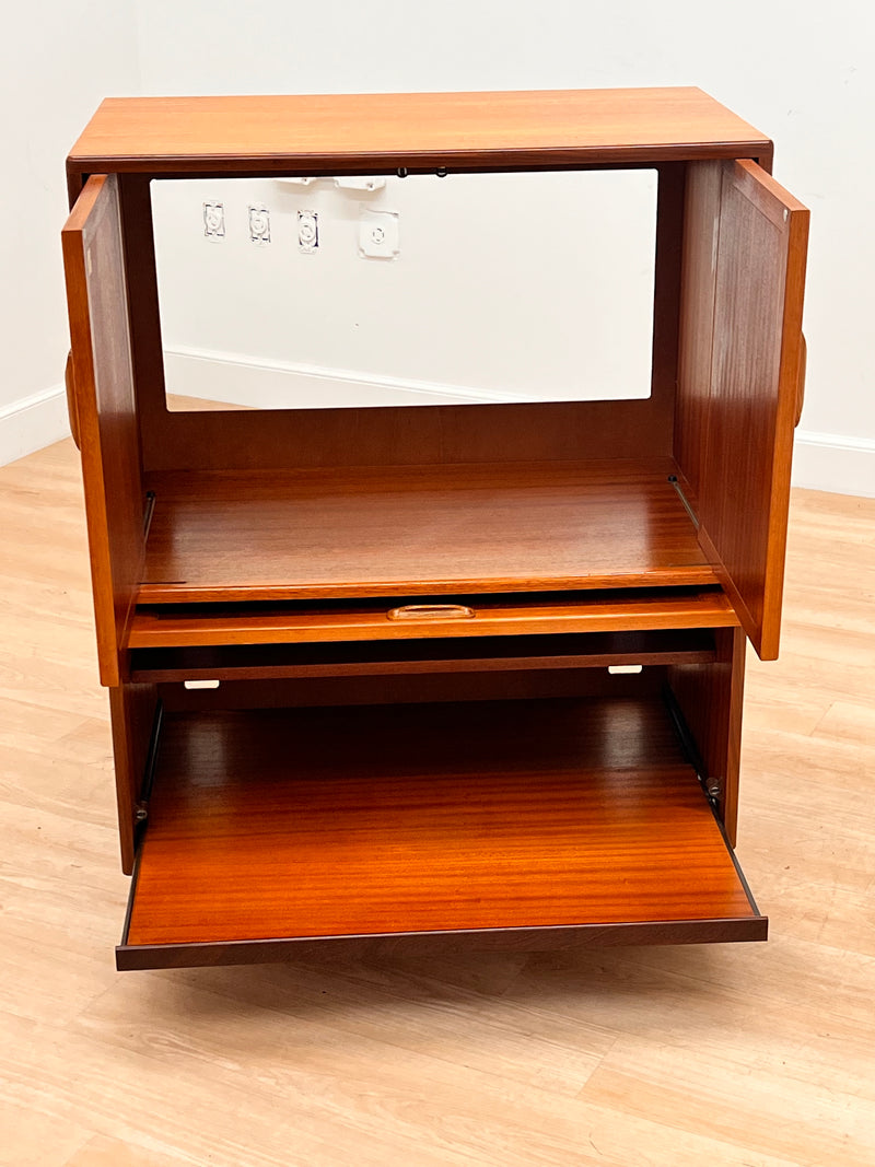 Mid Century Hi Fi / TV Cabinet by G Plan