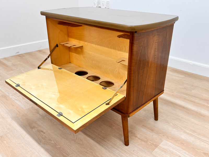 Mid Century Wine Bar/Cabinet made in England...
